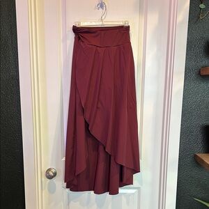 HALARA High Low Skirt in Deep Red
